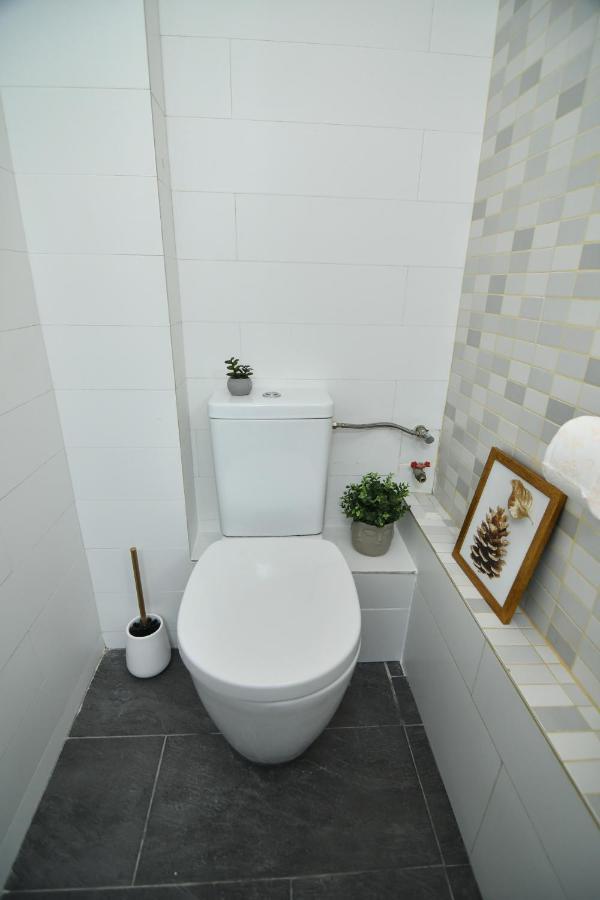 Apartamento Parliament Square Elite Escapes Bucarest Exterior foto